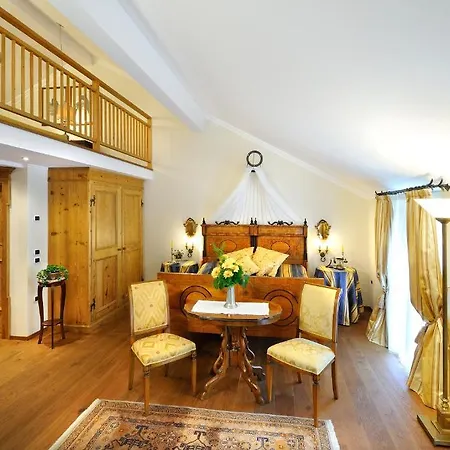 Schloss Hotel Korb Appiano Sulla Strada Del Vino Room photo